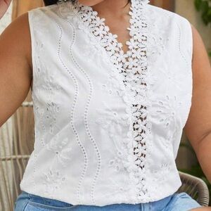 SHEIN VCAY Plus Guipure Lace Insert Sleeveless Blouse Size- LARGE (NEW)